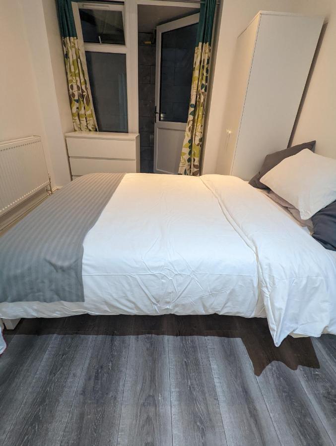 Mile End- Prime Location Hotel London Eksteriør billede