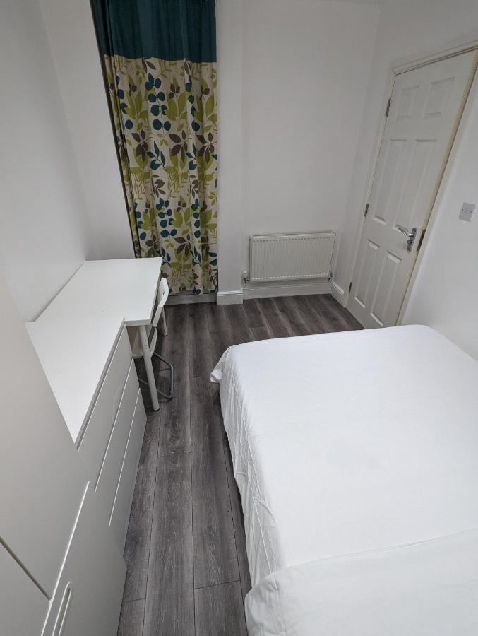 Mile End- Prime Location Hotel London Eksteriør billede
